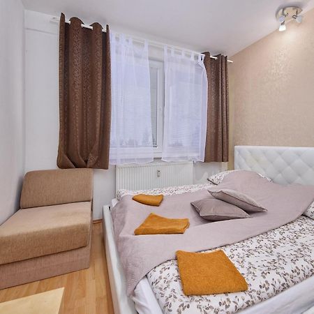 Destiny Apartment Братислава Экстерьер фото