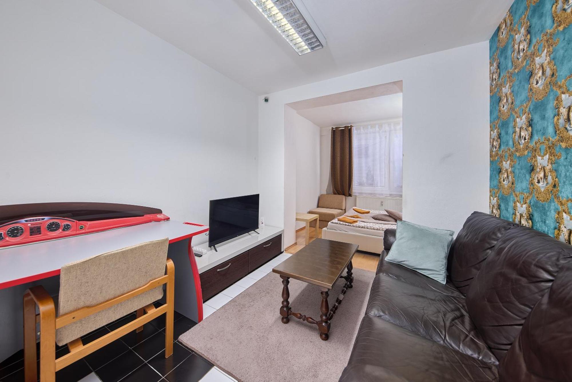 Destiny Apartment Братислава Экстерьер фото