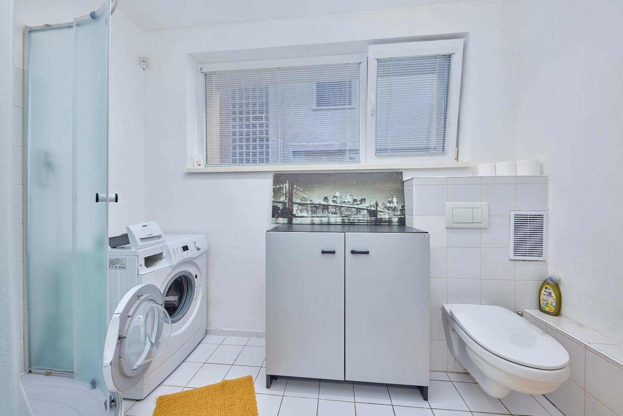Destiny Apartment Братислава Экстерьер фото